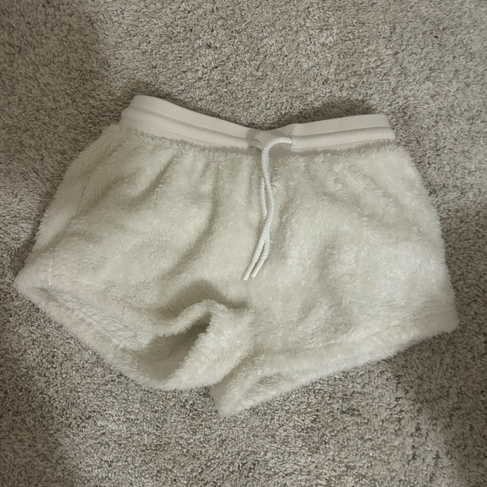 Comfy white fluffy shorts